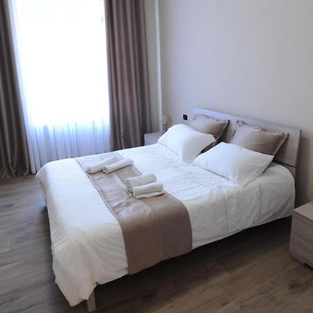 Ferienwohnung Happy House Lingotto Turin Exterior foto